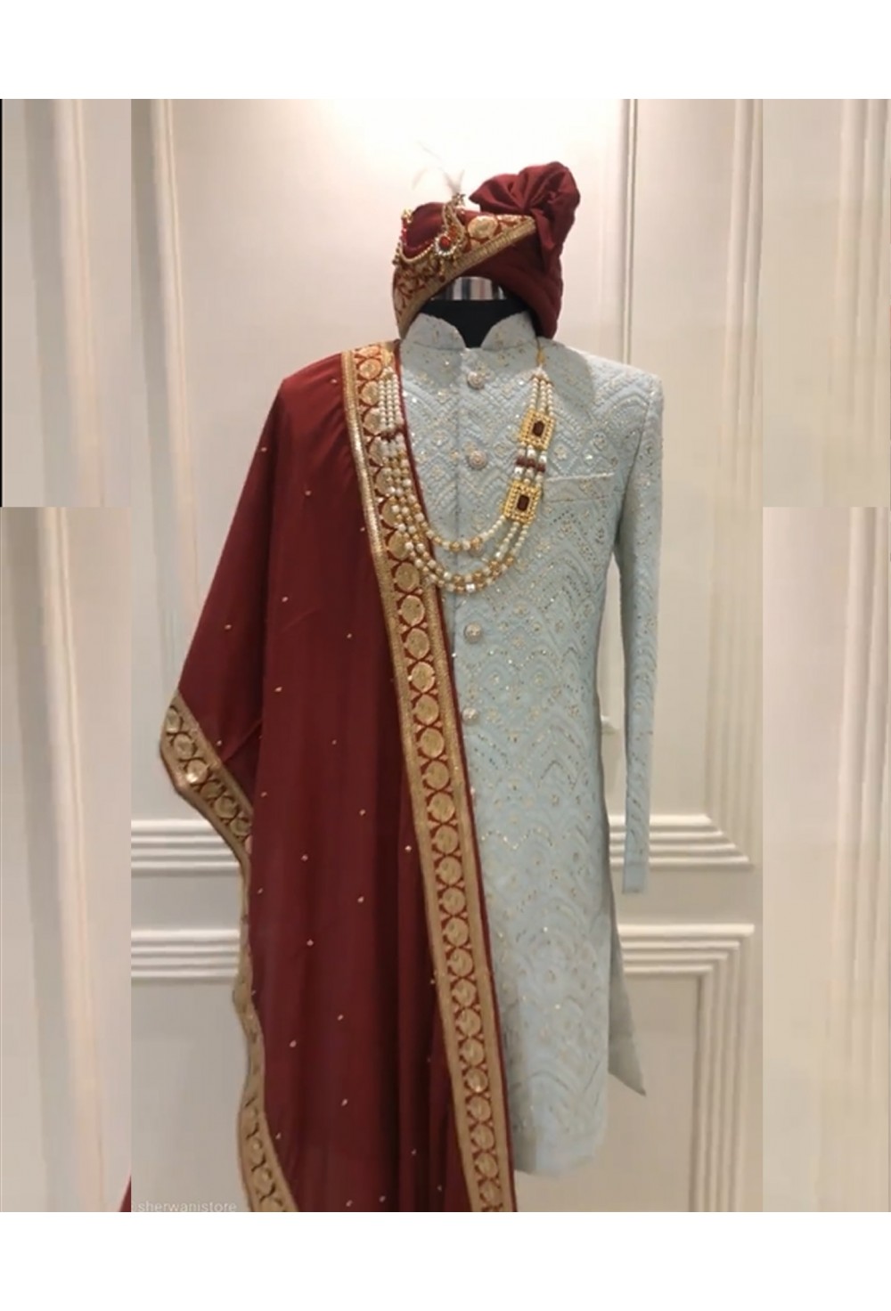 Mehroon White Sherwani