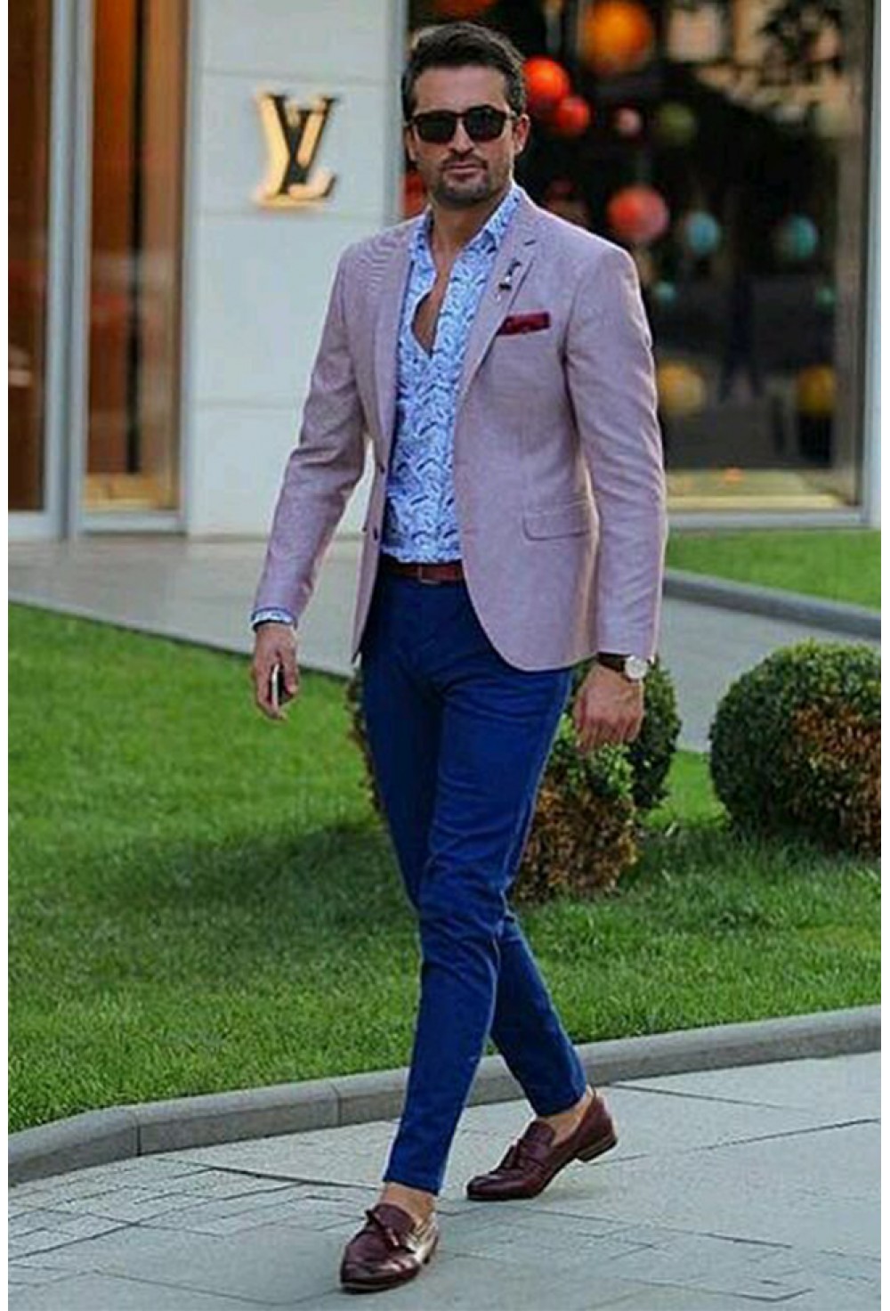 Pastle pink blazer with blue trouser