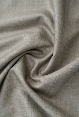 Premium Light Grey Suiting Fabric – Classic Refined Blend