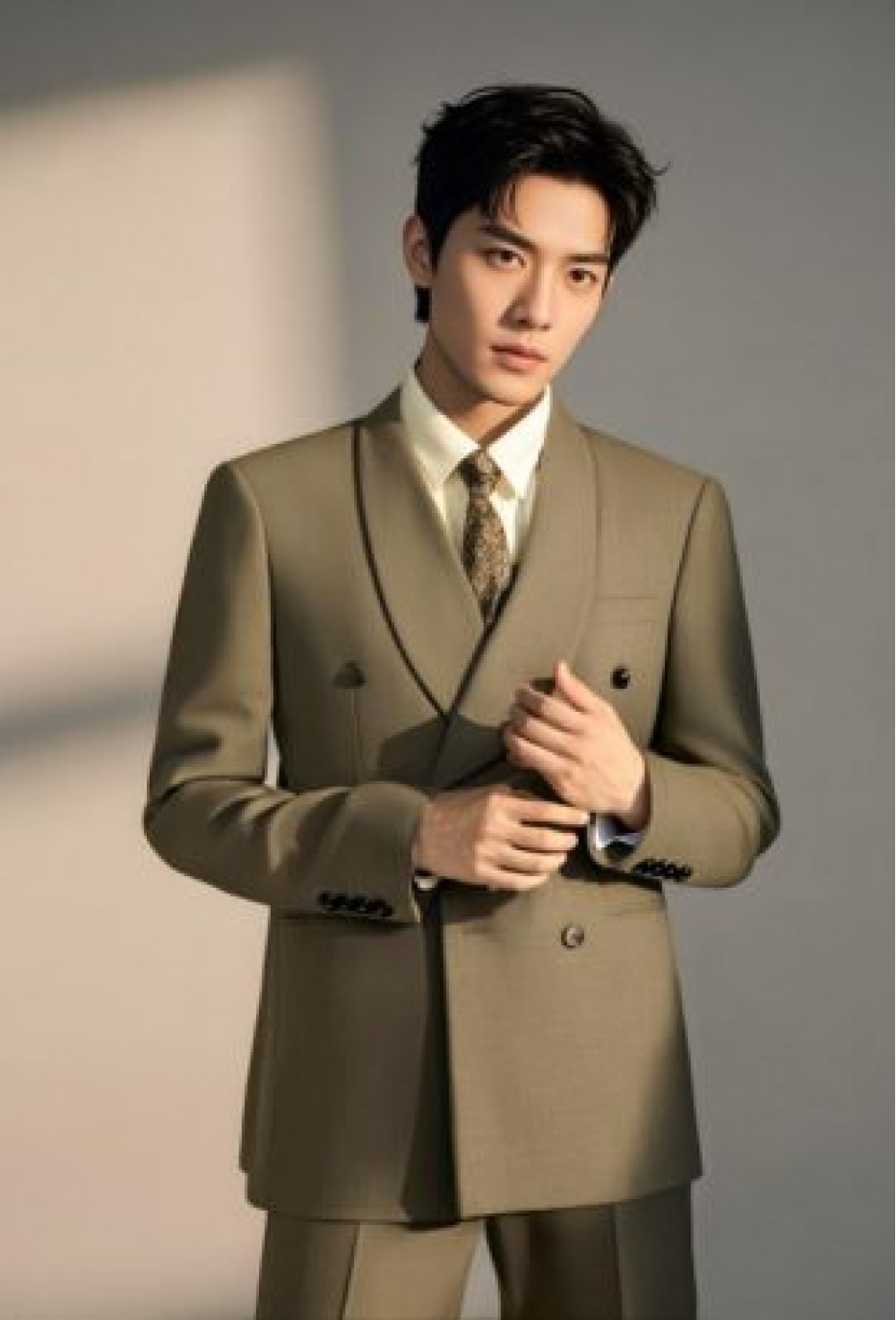 Elegant Olive Double-Breasted Suit Set